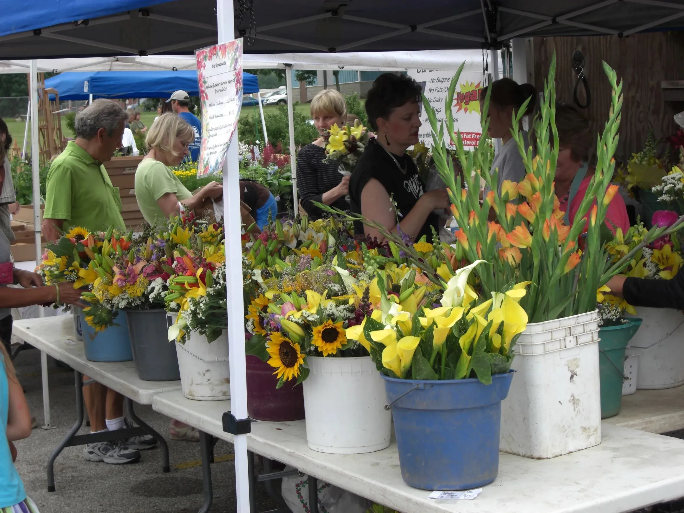 The Brookfield Square Mall Indoor Summer Farmers Market