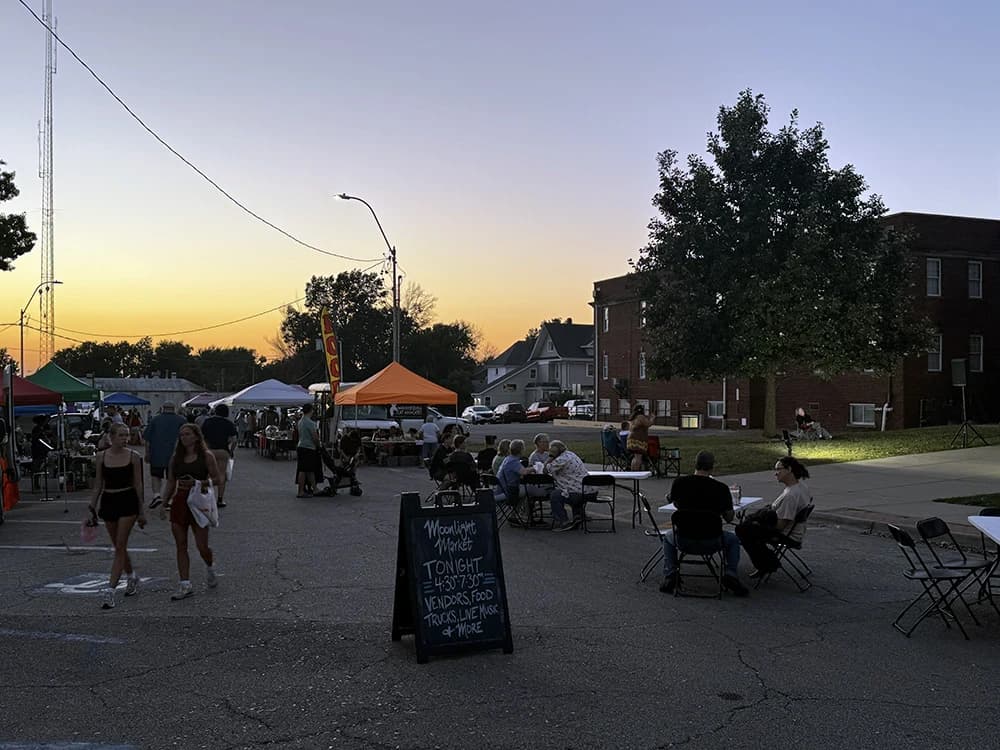 Warrensburg Farmers Market photo 2