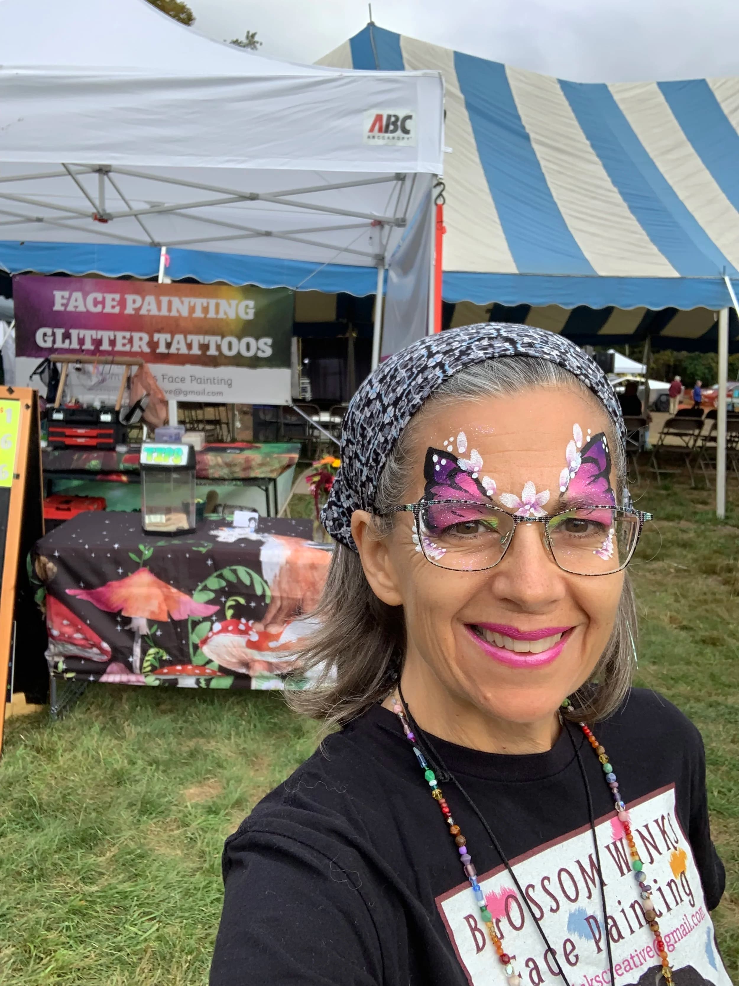 Blossom Winks Face Painting