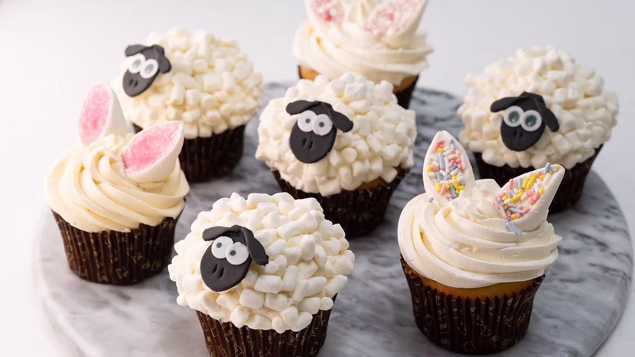 Cakes By Lee