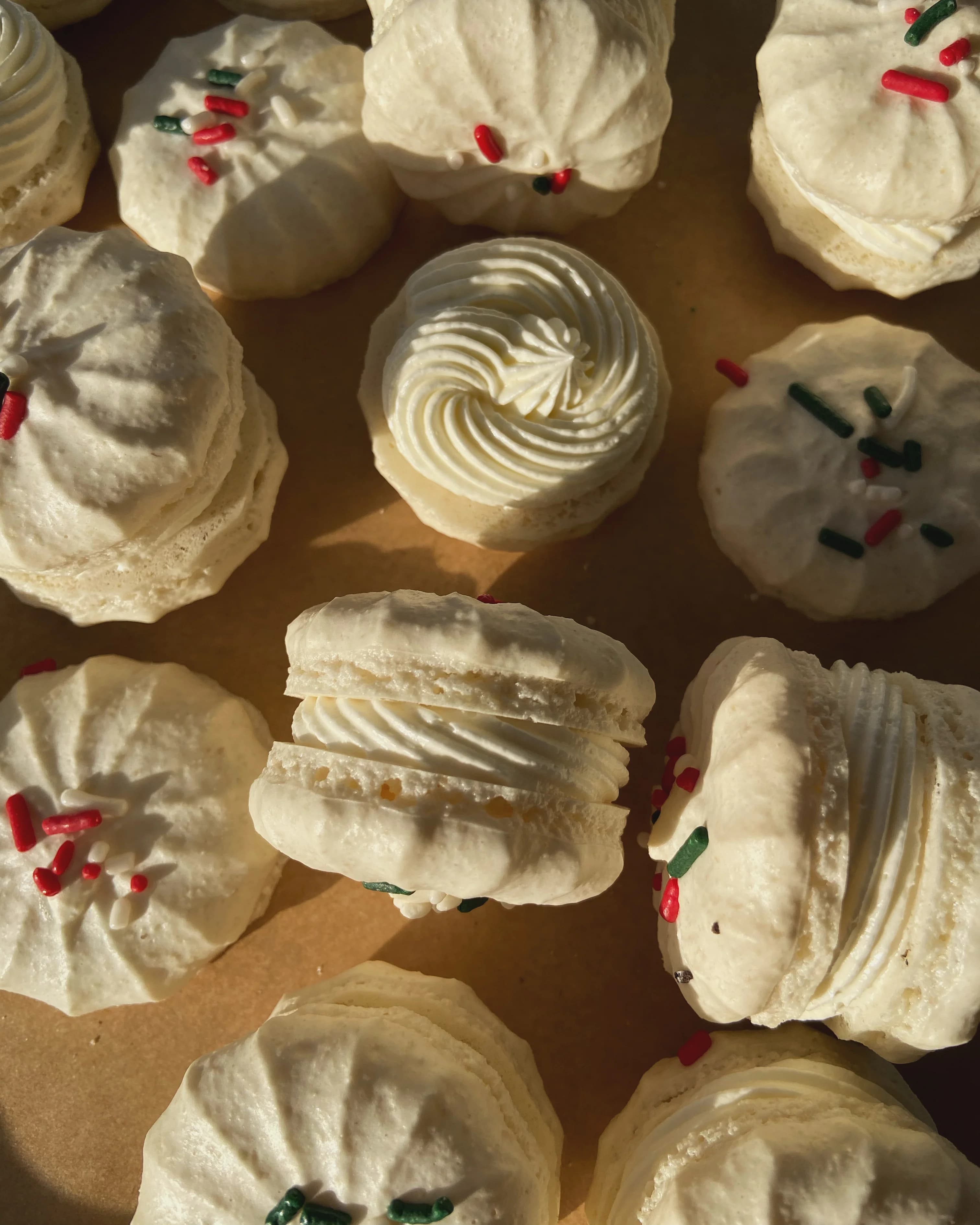 Crisp & Chewy Macarons