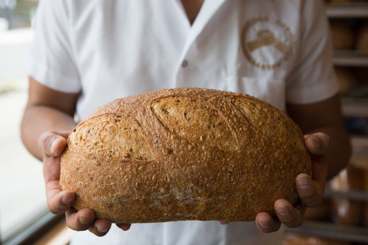Dos Hermanos Bakery