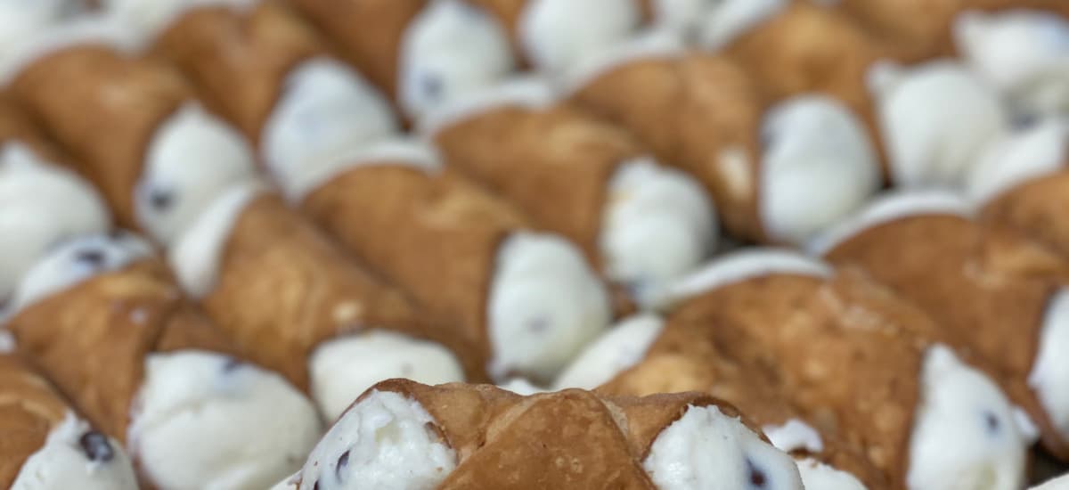 Meriano's Cannoli Truck