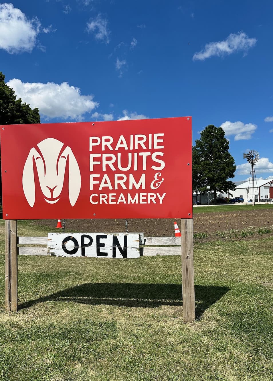 Prairie Fruits Farm & Creamery photo 2