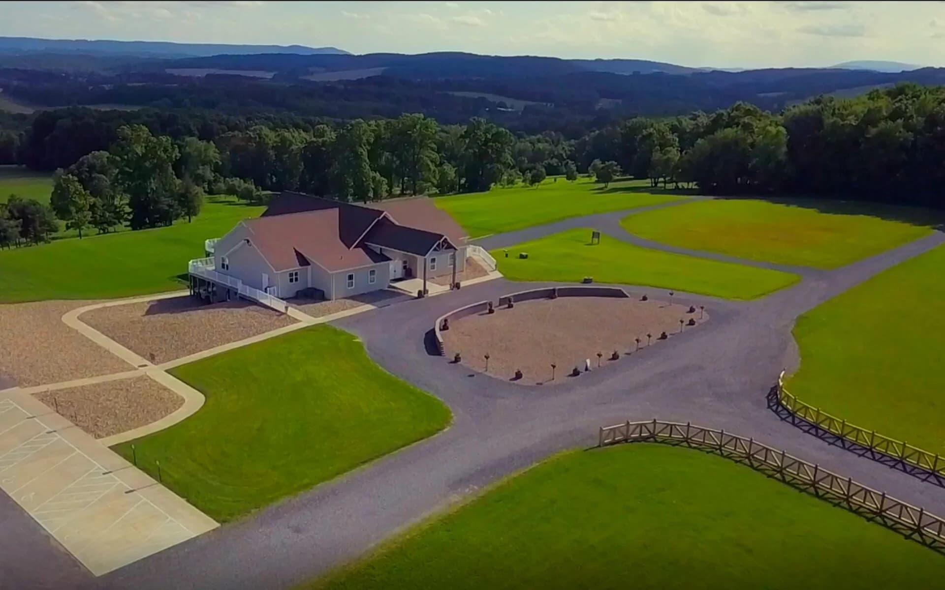 Whispering Oaks Vineyard